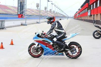 media/Oct-15-2022-Fastrack Riders (Sat) [[9a18b22502]]/Level2/Grid Shots/